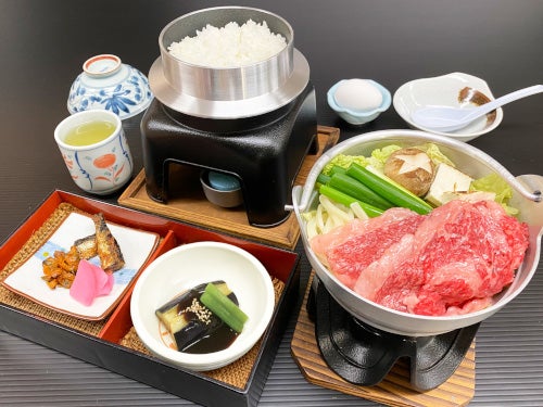 【津島・愛西・弥富発】みかん3kg箱のお土産&みかん狩り食べ放題&大福作り体験&ブランド牛すき焼き付きミステリーツアー2